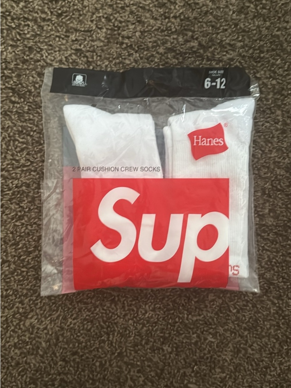 Supreme x Hanes White Crew Socks - Red Logo Pack